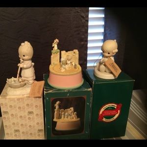 3 precious moments statues mint all 3